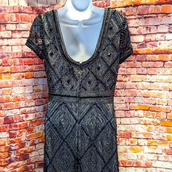 Adriana Papell Gown - Picture 13 of 15